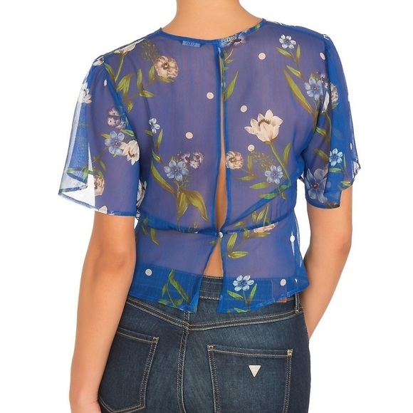 Guess Short Sleeve Maria Top Sheer coverup floral blue
Size S - Picture 3 of 8